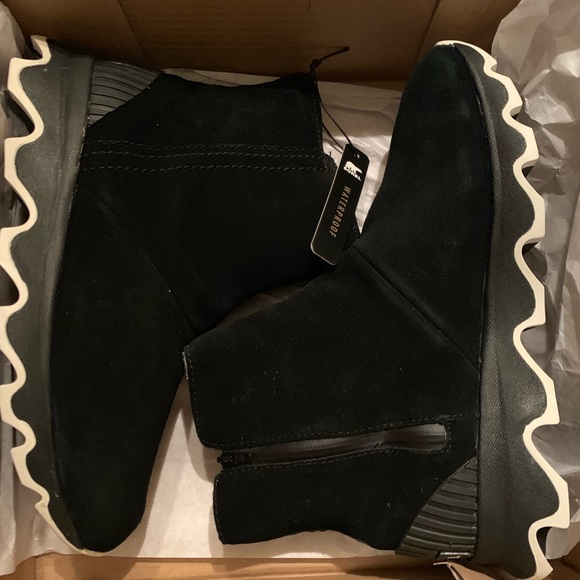 sorel kinetic short boot